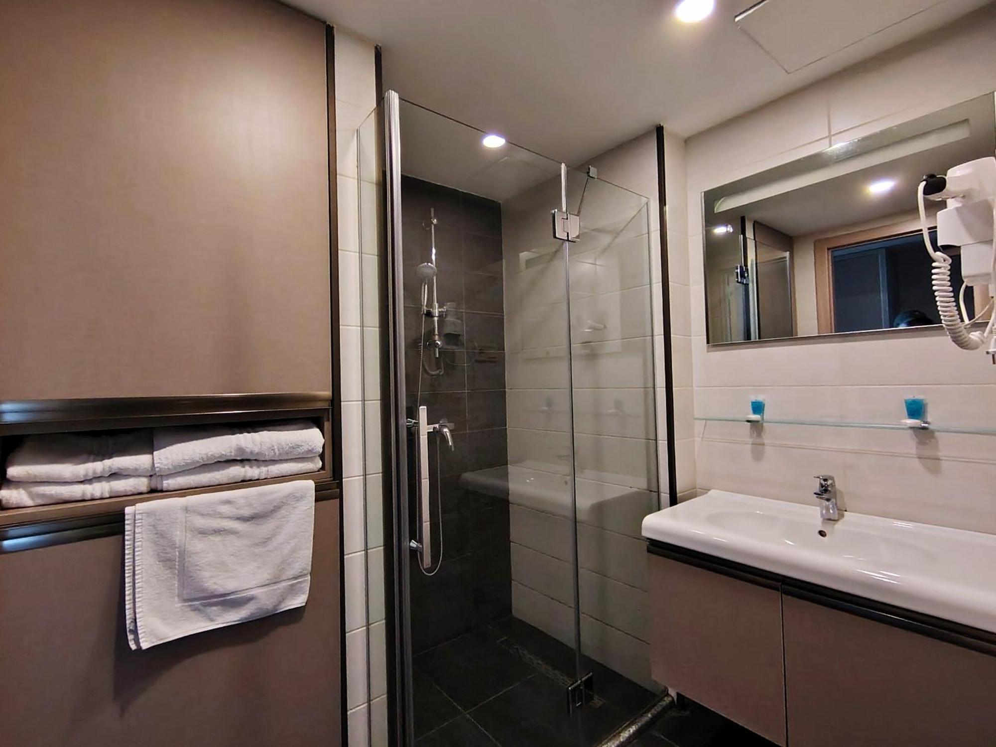 Aphrodite Apartments Batoumi Extérieur photo